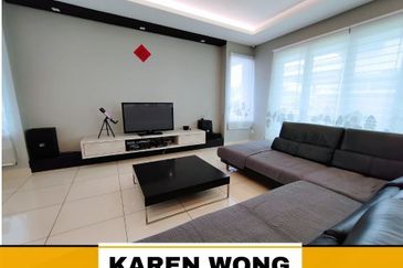 Bandar Laguna Merbok