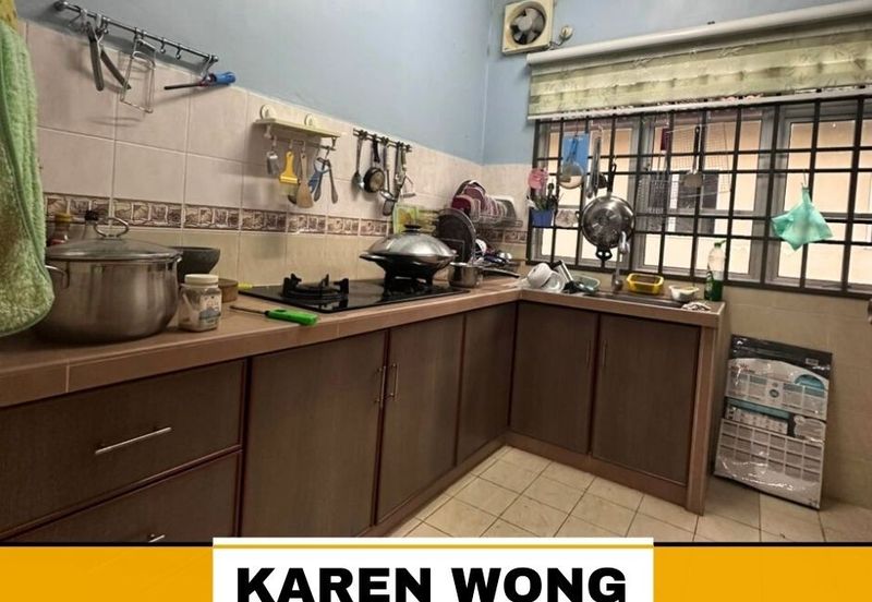 Bandar Laguna Merbok