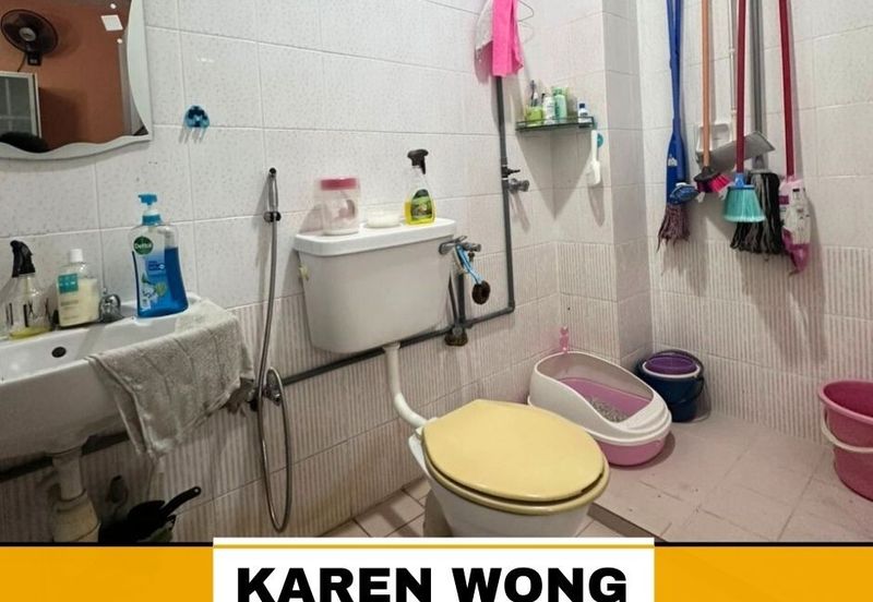 Bandar Laguna Merbok