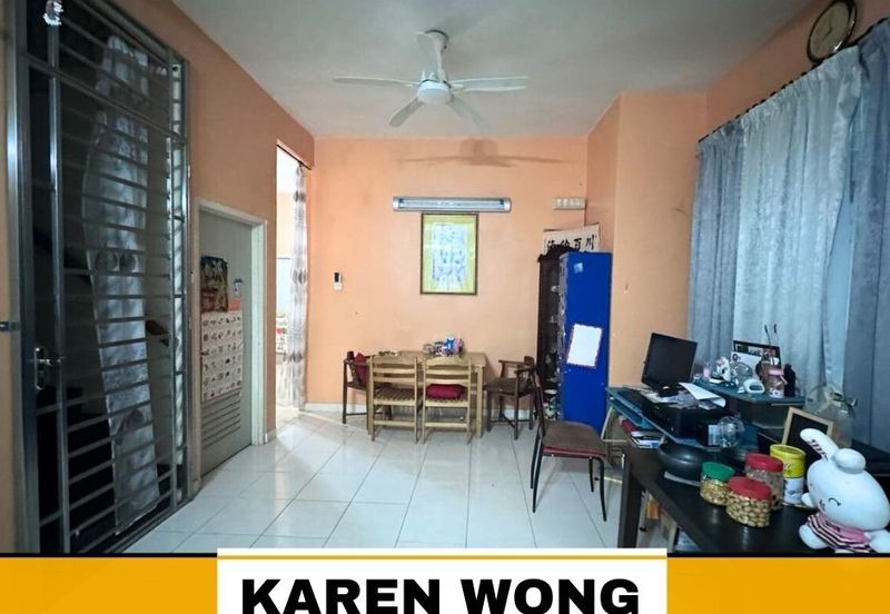 Bandar Laguna Merbok