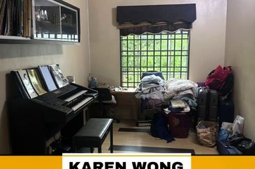 Bandar Laguna Merbok