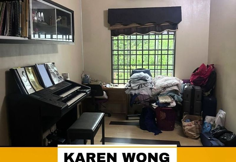 Bandar Laguna Merbok