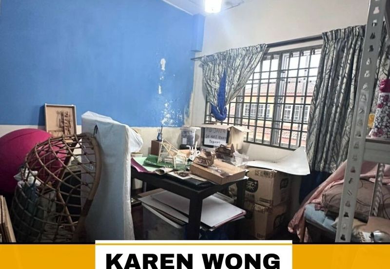 Bandar Laguna Merbok