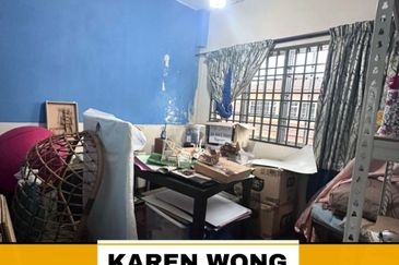 Bandar Laguna Merbok