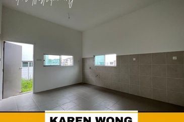 WESTFIELD YARRA PARK BRAND NEW 2 Storey SEMI DETACHED House
