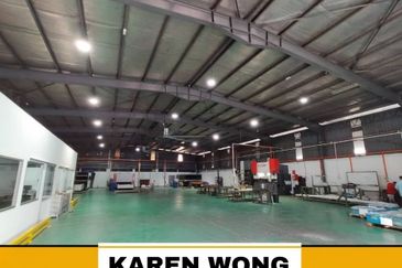 TIP TOP CONDITIONS KAWASAN PERUSAHAAN CENDANA 1.5 Storey FACTORY FOR SALE
