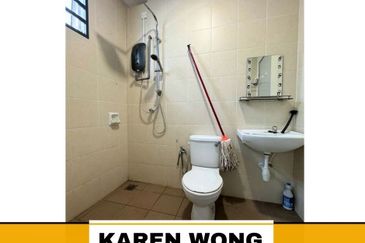 PARTLY FURNISHED AZELIA BUKIT BANYAN Fully Gated & Guarded 2 Storey Terrace for RENT