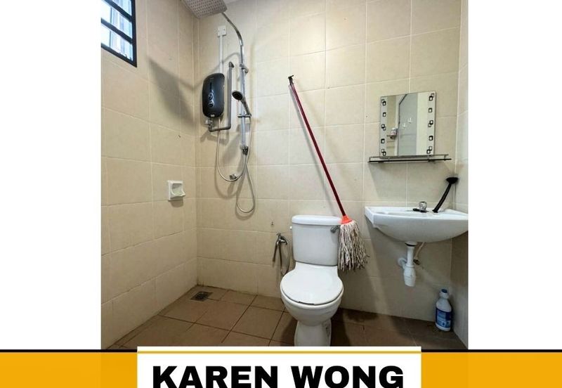 PARTLY FURNISHED AZELIA BUKIT BANYAN Fully Gated & Guarded 2 Storey Terrace for RENT