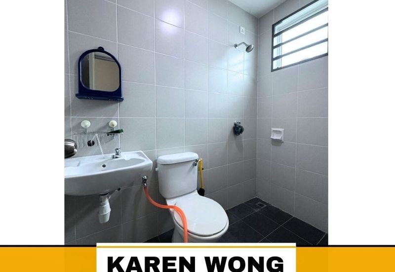 PARTLY FURNISHED AZELIA BUKIT BANYAN Fully Gated & Guarded 2 Storey Terrace for RENT