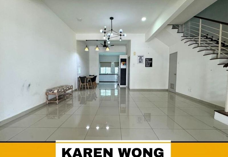 PARTLY FURNISHED AZELIA BUKIT BANYAN Fully Gated & Guarded 2 Storey Terrace for RENT