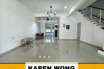 PARTLY FURNISHED AZELIA BUKIT BANYAN Fully Gated & Guarded 2 Storey Terrace for RENT