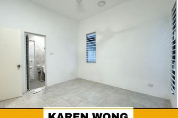 YARRA PARK WESTFIELD