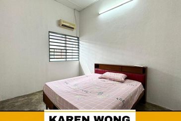 ENDLOT PARTLY FURNISHED TAMAN MUTIARA 1 Storey Terrace House for RENT