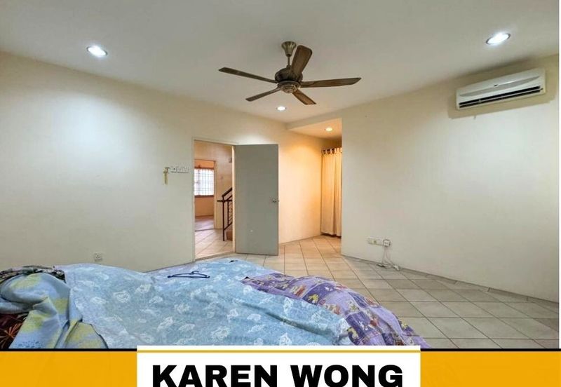 Bandar Laguna Merbok