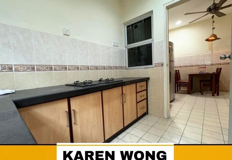 Bandar Laguna Merbok