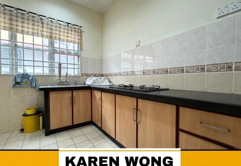 Bandar Laguna Merbok