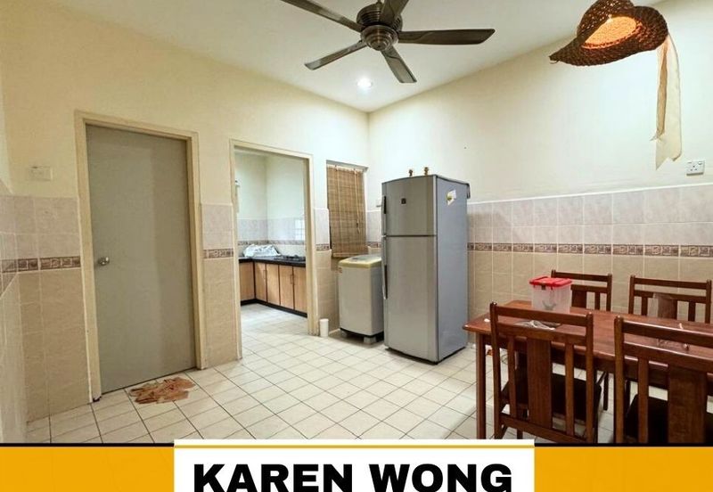 Bandar Laguna Merbok