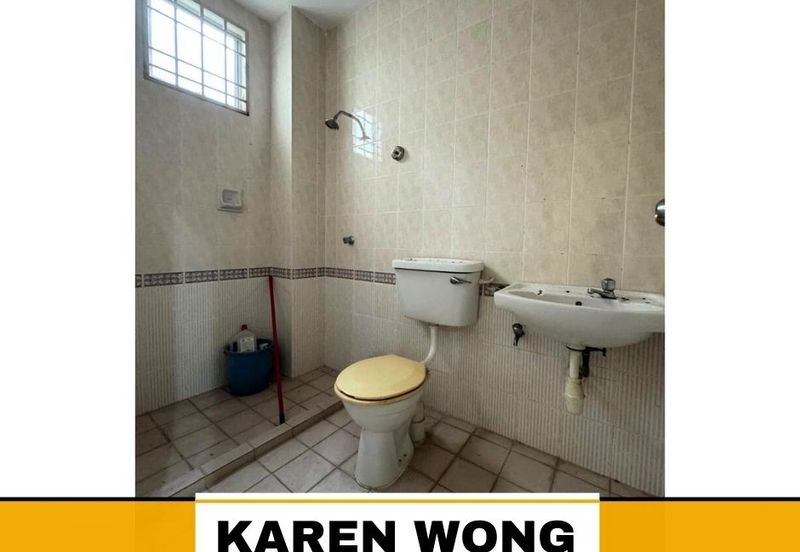 Bandar Laguna Merbok