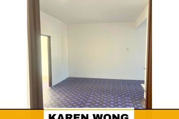 AFFORDABLE PRICE FIRST FLOOR TOWN HOUSE BUKIT BANYAN for Sale