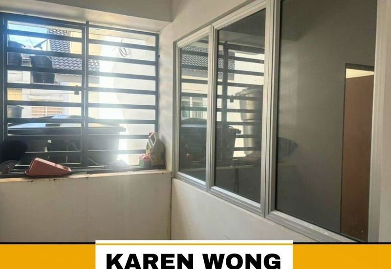 AFFORDABLE PRICE FIRST FLOOR TOWN HOUSE BUKIT BANYAN for Sale