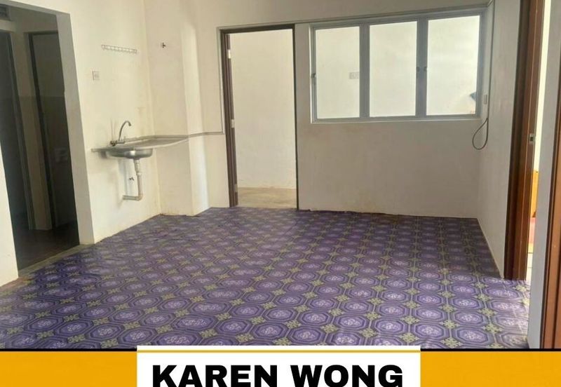 AFFORDABLE PRICE FIRST FLOOR TOWN HOUSE BUKIT BANYAN for Sale