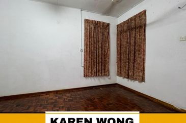 Bandar Laguna Merbok