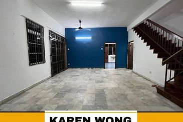 Bandar Laguna Merbok