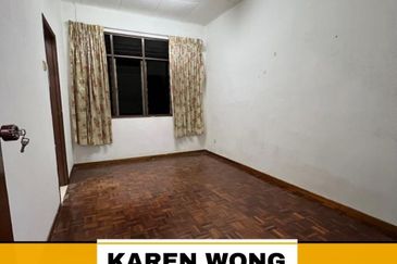 Bandar Laguna Merbok