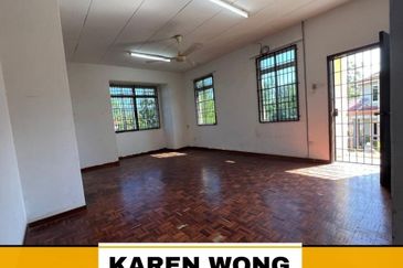 Bandar Laguna Merbok