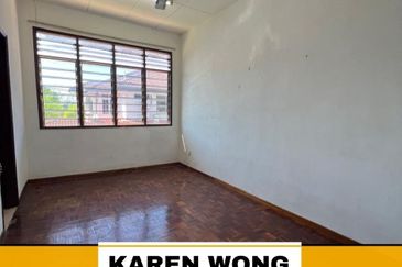 Bandar Laguna Merbok