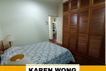 Bandar Laguna Merbok