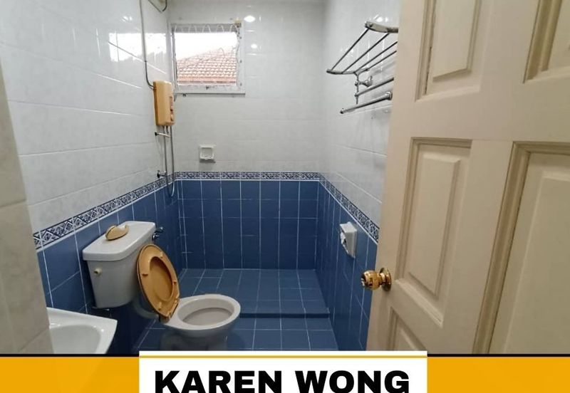 Bandar Laguna Merbok