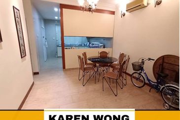 Bandar Laguna Merbok