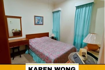 Bandar Laguna Merbok