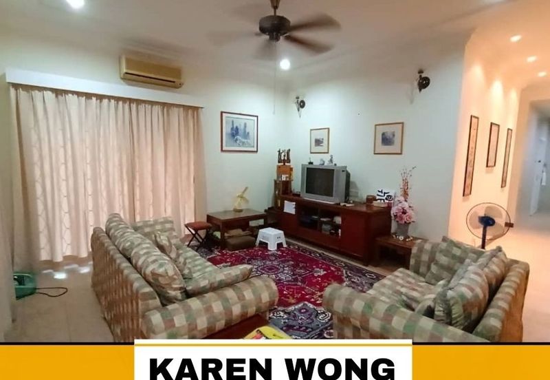 Bandar Laguna Merbok