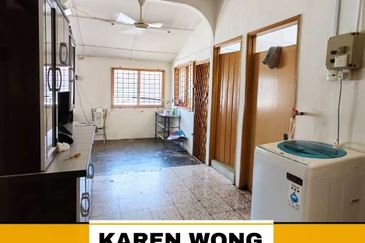 FULLY EXTENDED TAMAN RIA 1 Storey Terrace House for Sale