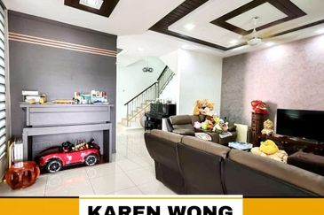 ENDLOT UNIT TAMAN SINAR INTAN RENOVATED 2 Storey Terrace House for Sale