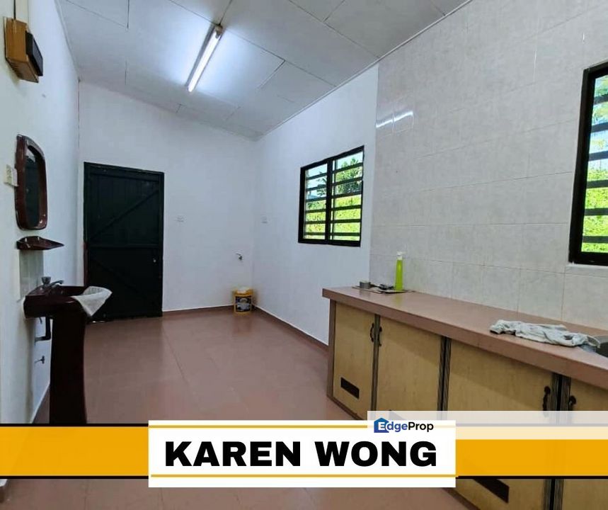 ENDLOT WITH EXTRA LAND TAMAN ARKED 1 Storey Terrace House for SALE, Kedah, Sungai Petani