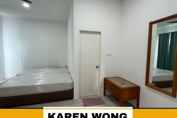 CORNER LOT WESTFIELD YARRA PARK  1 Storey SEMI DETACHED House for Sale