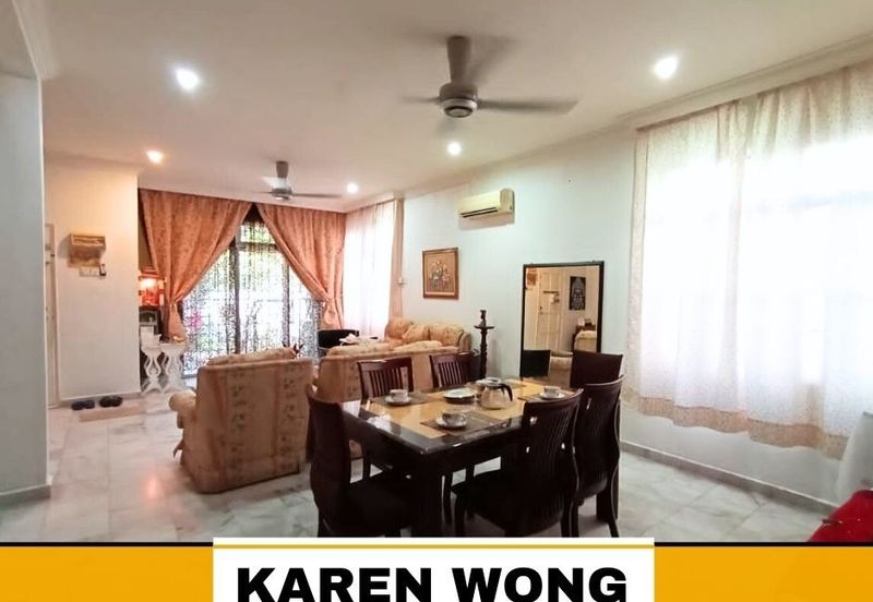 Bandar Laguna Merbok