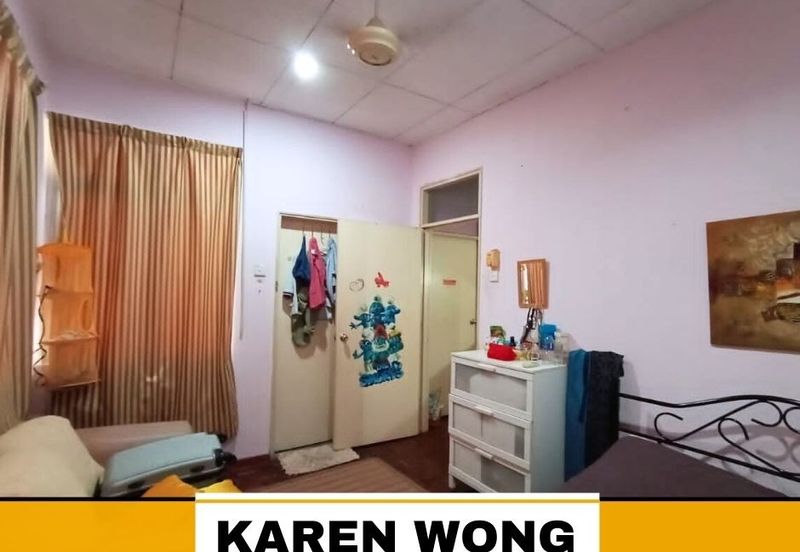 Bandar Laguna Merbok