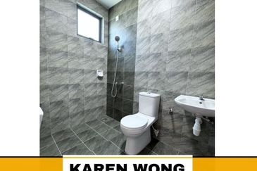 OPEN FACING SALVIA BUKIT BANYAN 2 Storey Terrace House for RENT