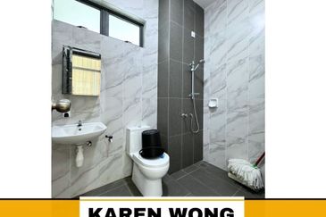 OPEN FACING SALVIA BUKIT BANYAN 2 Storey Terrace House for RENT