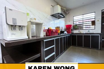 EXTENDED TAMAN KENARI JAYA 1 Storey Terrace House for SALE