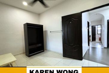 EXTENDED TAMAN KENARI JAYA 1 Storey Terrace House for SALE