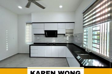 CORNER LOT CITRA BUKIT BANYAN EXTENEDED Kitchen 1 Storey Terrace for Sale