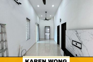 CORNER LOT CITRA BUKIT BANYAN EXTENEDED Kitchen 1 Storey Terrace for Sale