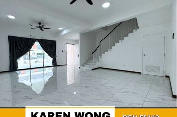 SENNI BUKIT BANYAN 2 Storey Terrace House for RENT