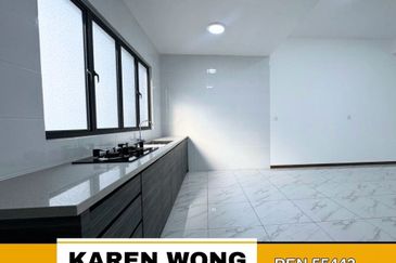 SENNI BUKIT BANYAN 2 Storey Terrace House for RENT