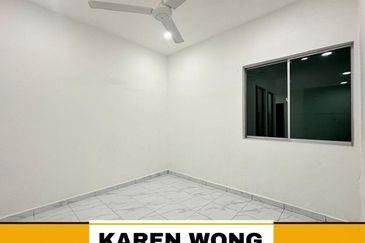 FULLY EXTENDED TAMAN KELADI 1 Storey Terrace House for Sale